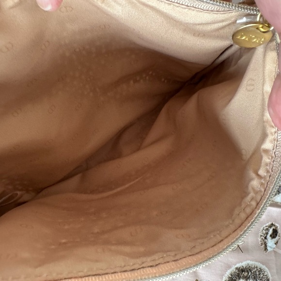 NWOT Dior Raffia Beauty Wristlet with Metallic Gold Crossbody Chain - Picture 4 of 8